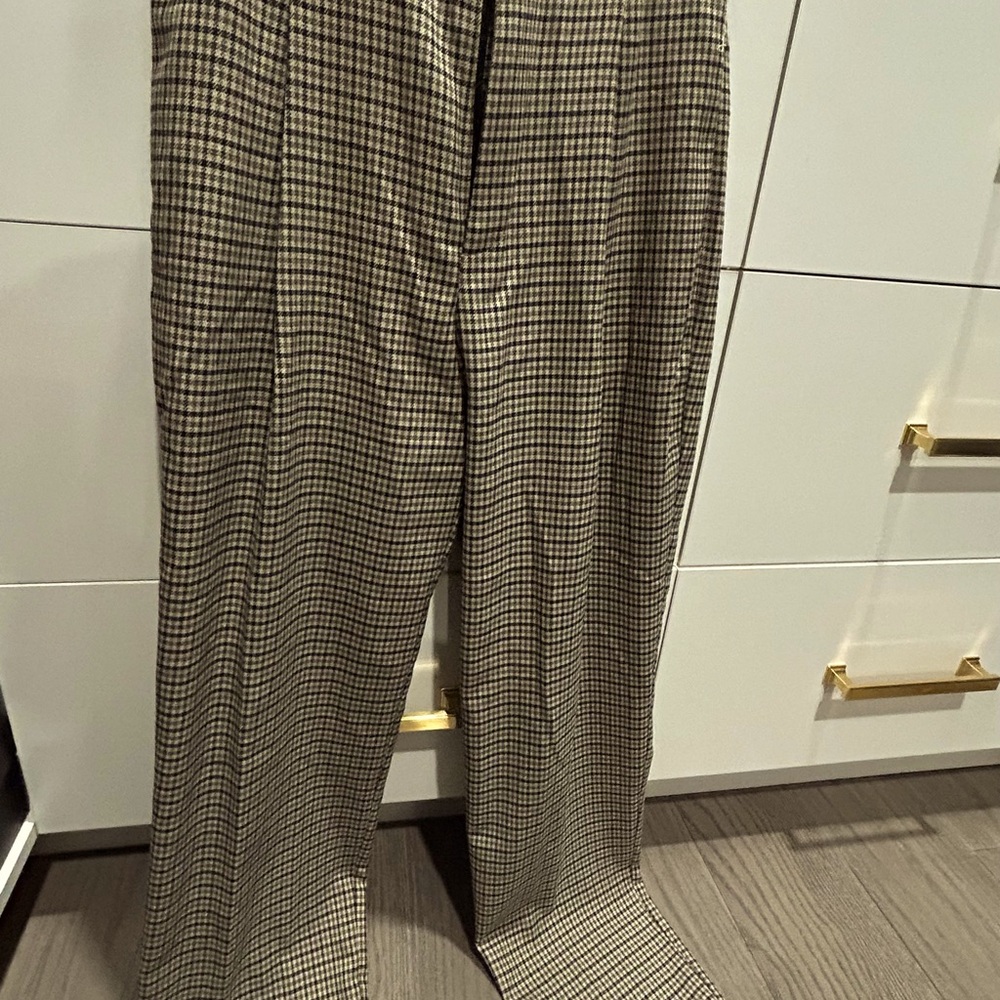 Brown and beige houndstooth pattern Zara pants